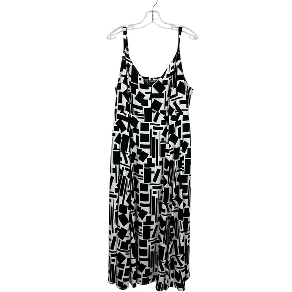 Torrid Black & White Abstract Pattern Maxi Dress Torrid Size 2 - Picture 3 of 7